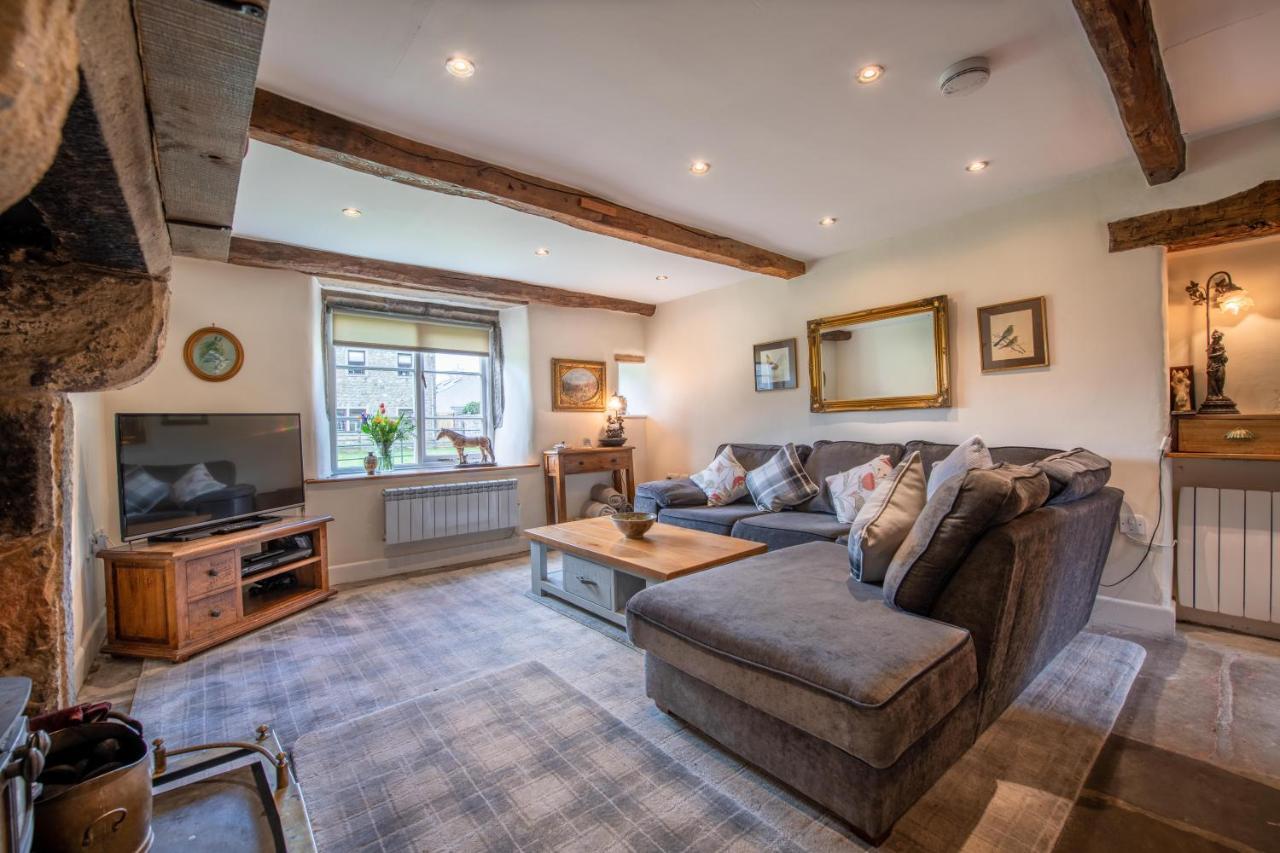 Westside Cottage, Newby, Clapham, Yorkshire Dales National Park, Famous Three Peaks, Near The Lake District, Pets Are Welcome Newby  Exterior foto
