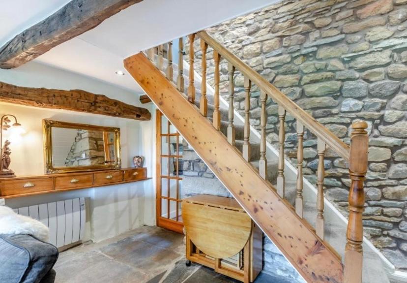 Westside Cottage, Newby, Clapham, Yorkshire Dales National Park, Famous Three Peaks, Near The Lake District, Pets Are Welcome Newby  Exterior foto